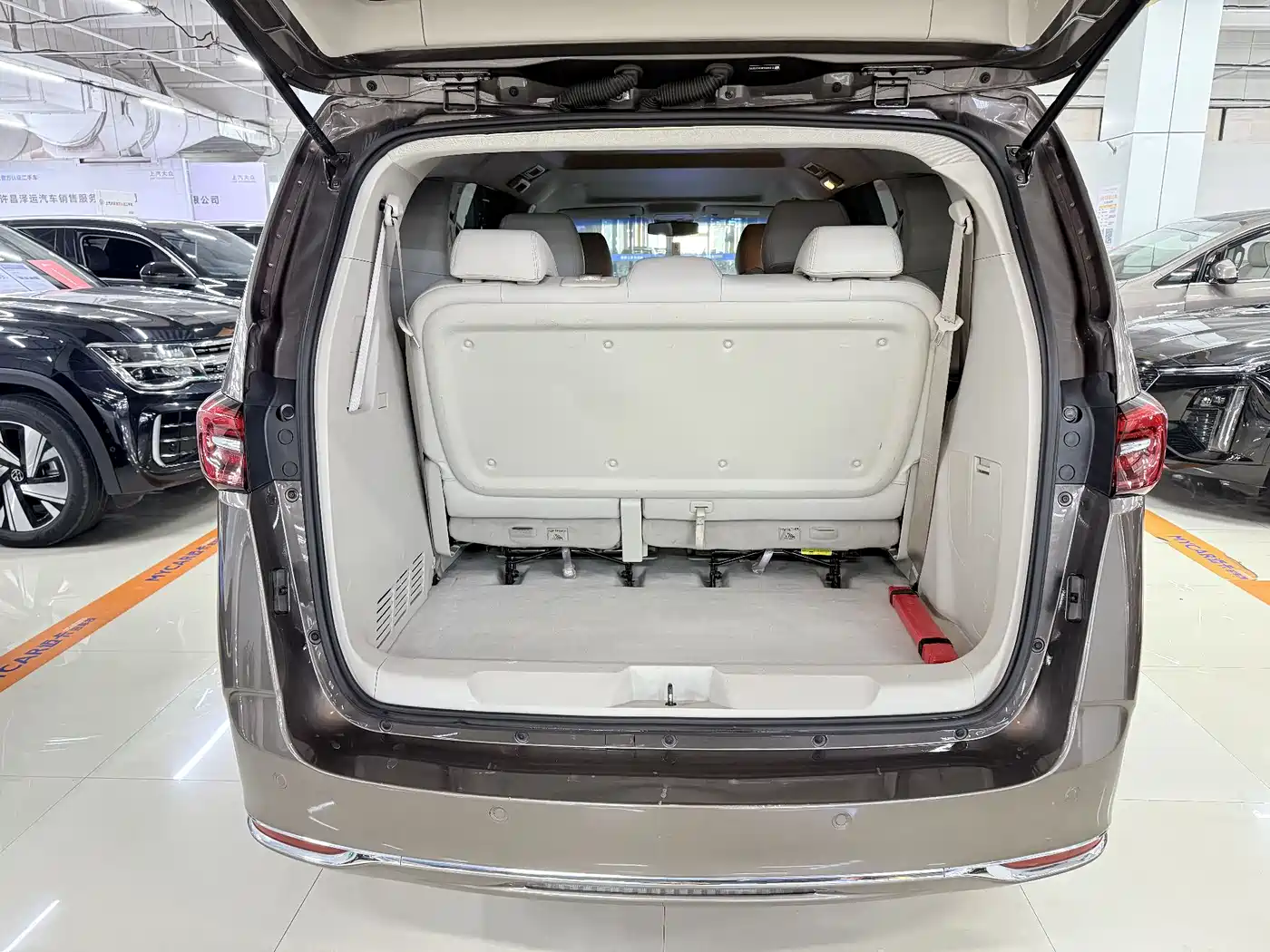 BUICK GL8