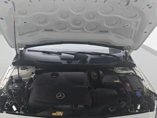 Mercedes-Benz A-Class (Import) 2016 A 260 Sport фото 14