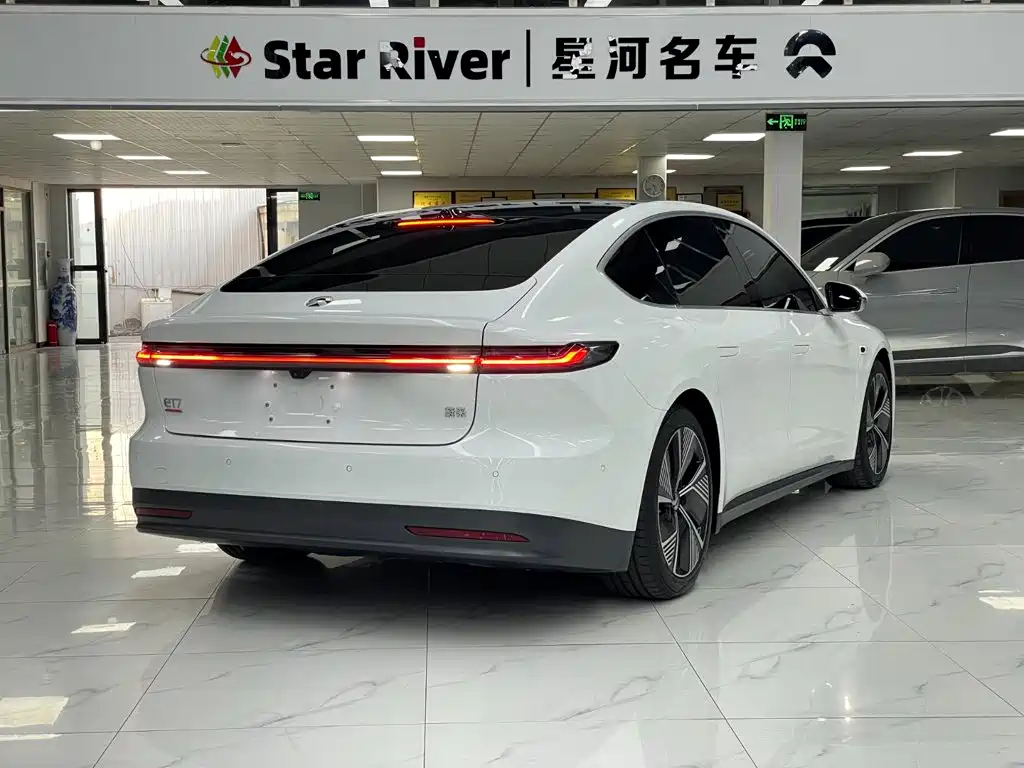 NIO ET7 2024 2024 75kWh Executive Edition