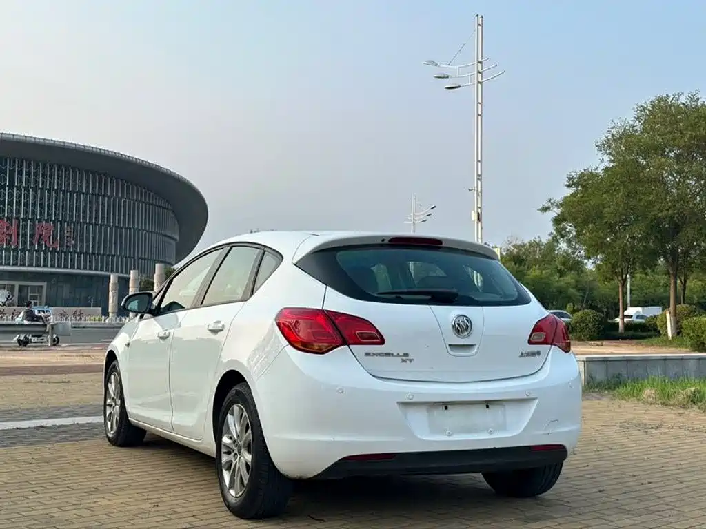 Photo 6 - Buick Excelle