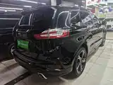 Фото 7 - Ford Edge