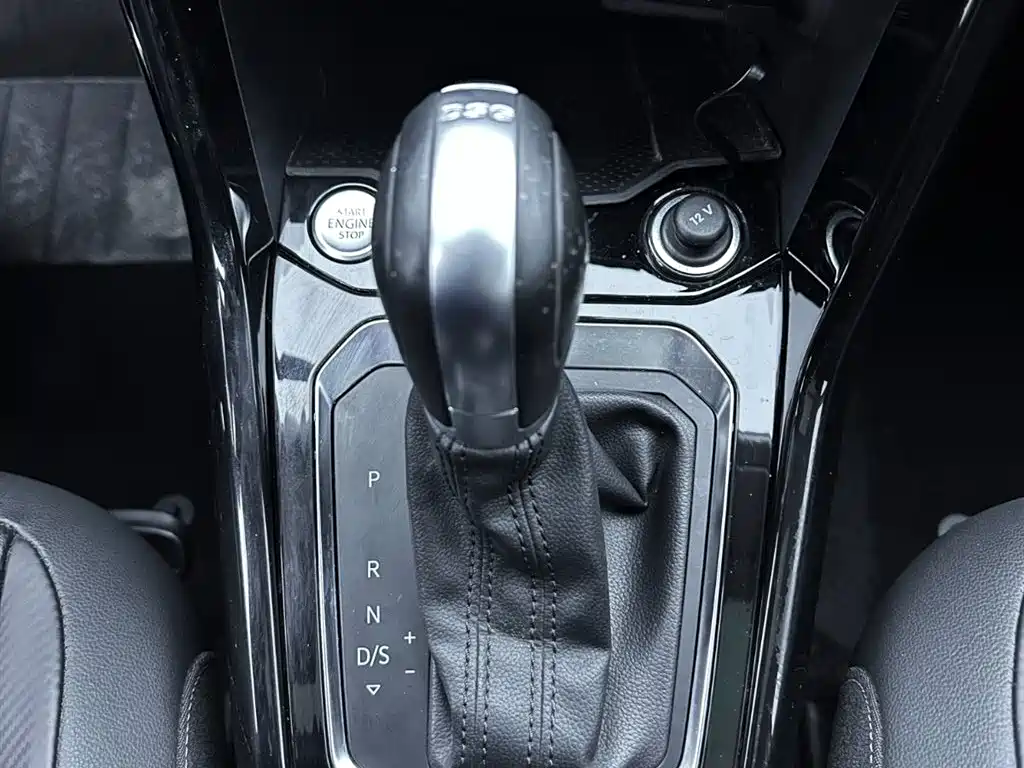 Volkswagen T-ROC 2021 280TSI DSG 2WD Comfort Smart Connect Edition фото 19