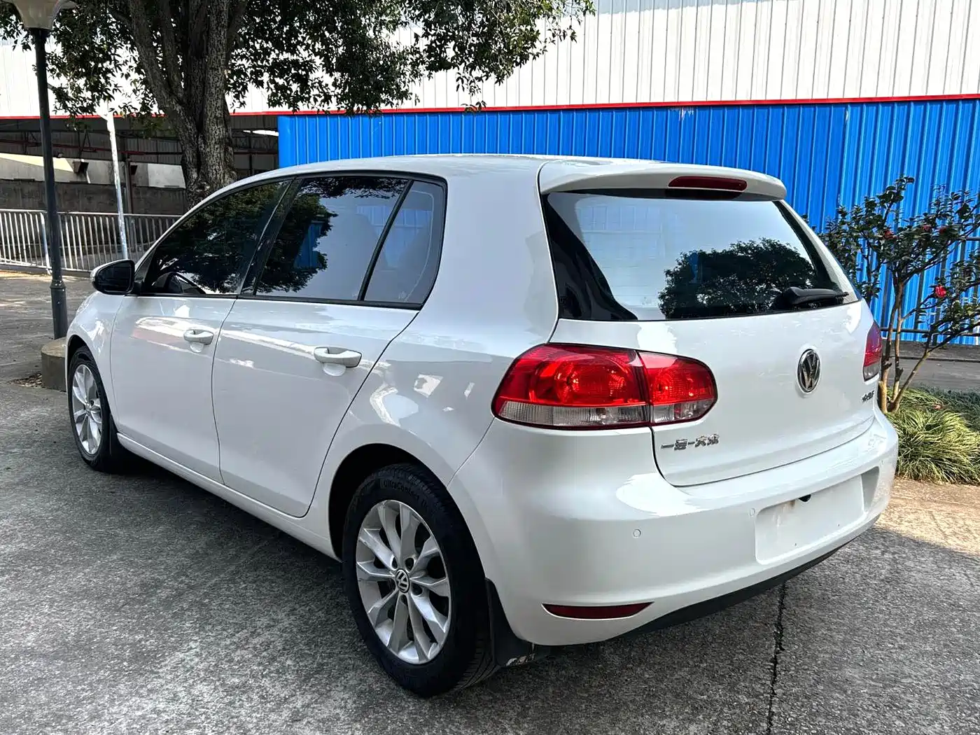 Фото 11 - Volkswagen Golf