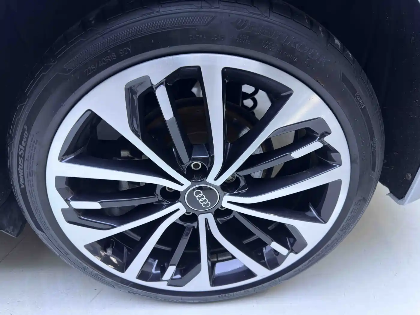 Audi A3 2023 Sportback 35 TFSI Luxury Elegance фото 23
