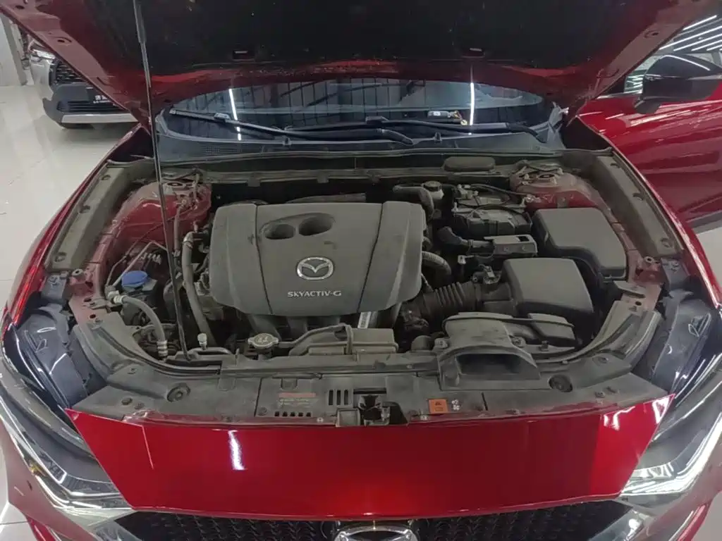 Photo 20 - Mazda CX-4