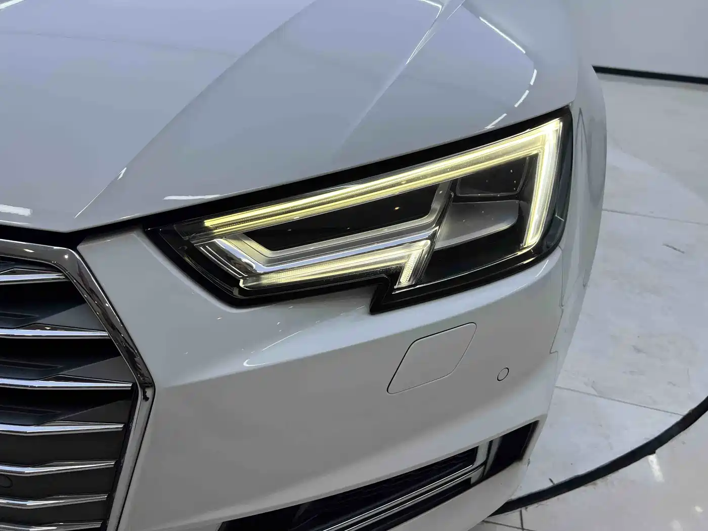 Audi A4L 2018 30th Anniversary 45 TFSI quattro Personality Sport фото 16