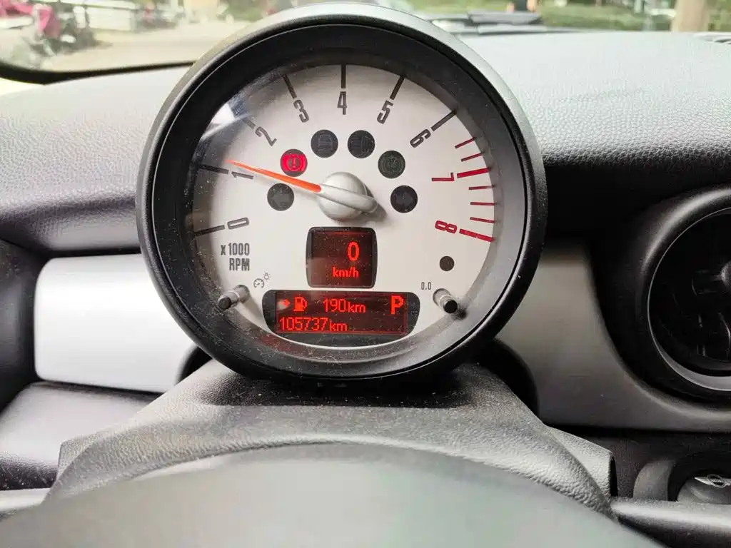 MINI MINI 2014 2011 1.6L ONE