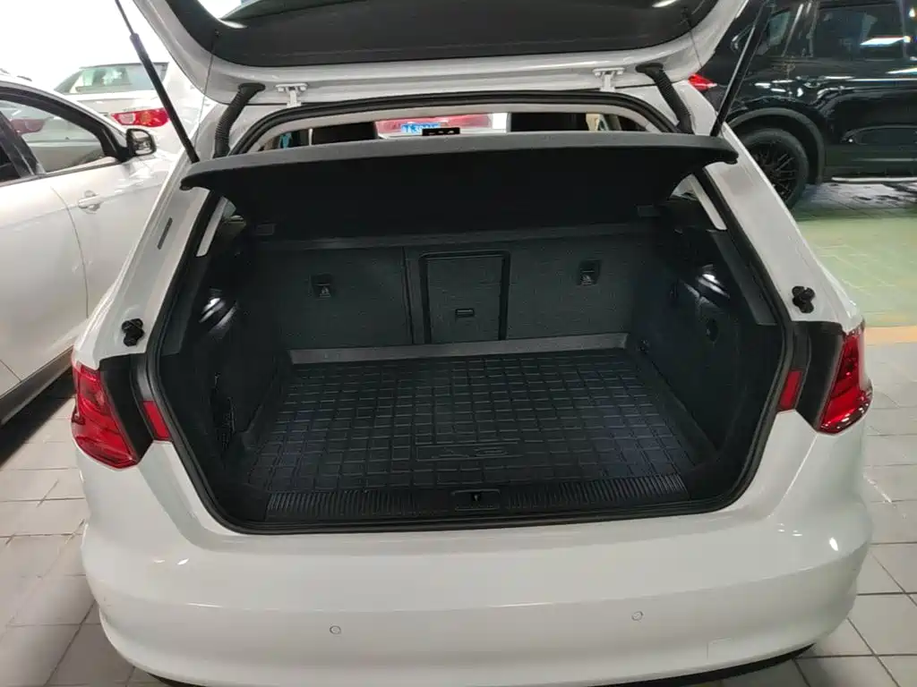 Фото 19 - Audi A3