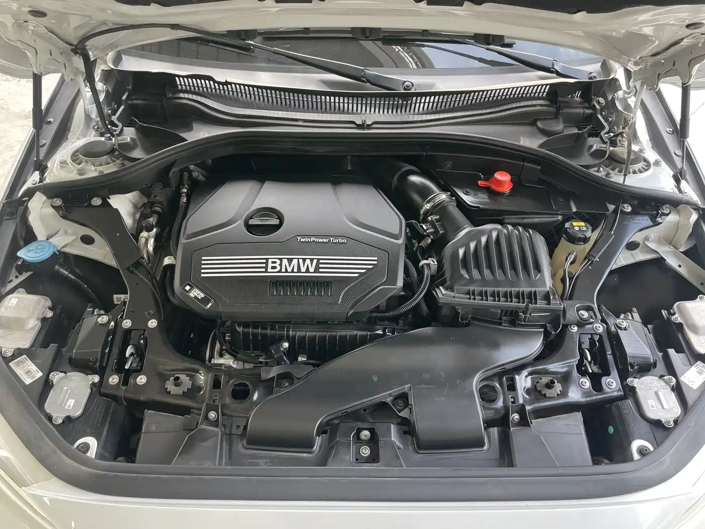 BMW 1 Series 2022 120i M Sport Shadow Edition фото 29