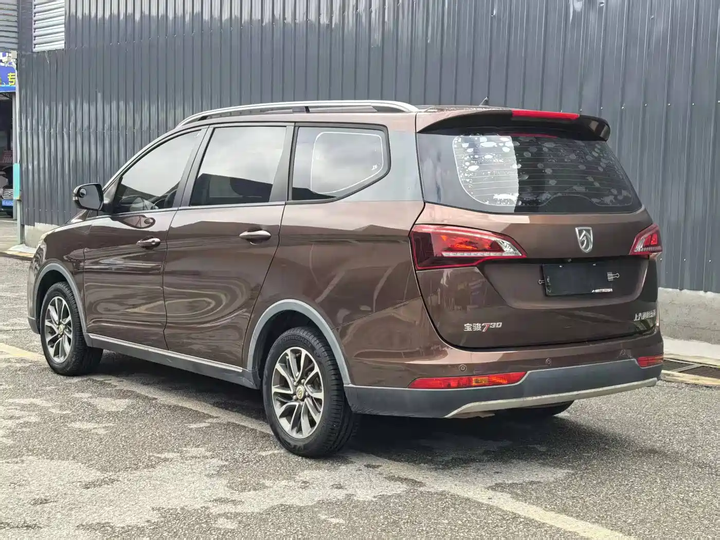 Baojun 730 2020 2019 1.5L Manual Fashion Edition 7-Seater China VI