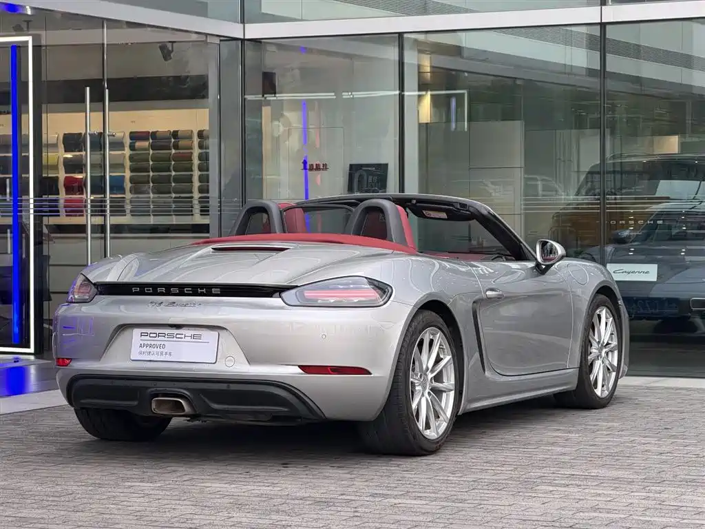 Porsche 718 2020 Boxster 2.0T фото 5