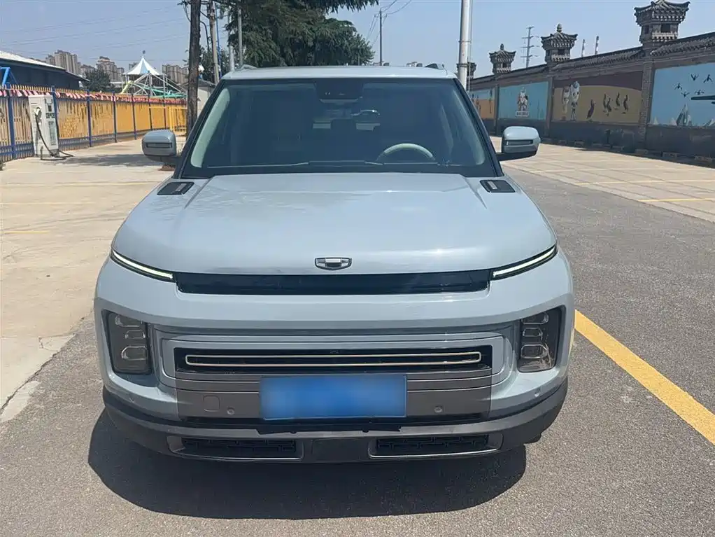 Geely ICON 2021 2020 1.5TD i9 BSG