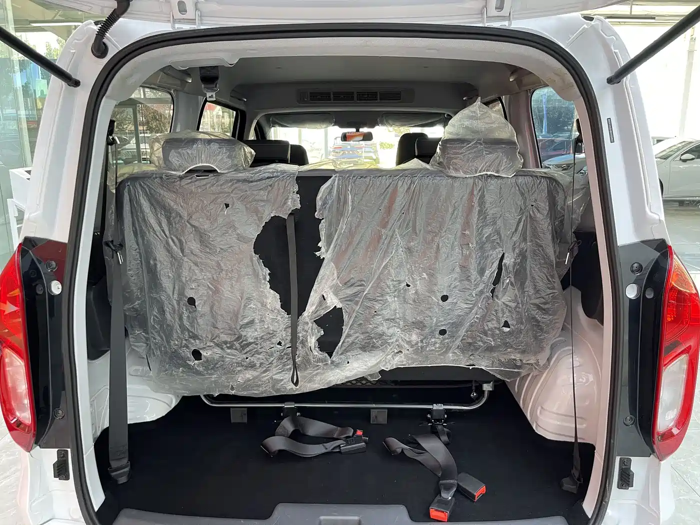 Wuling Motors Wuling Hongguang New Energy 2025 2025 Extended-Range Hybrid 50KM Comfort Version