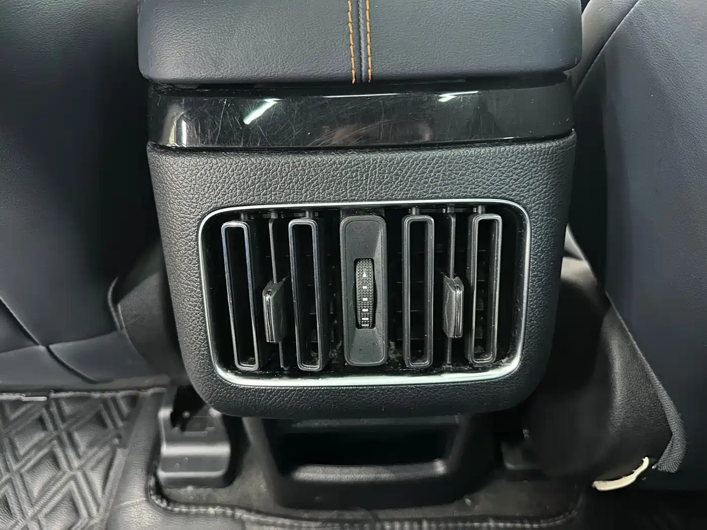 BYD Song PLUS PHEV 2023 Champion Edition DM-i 110KM Flagship PLUS фото 17