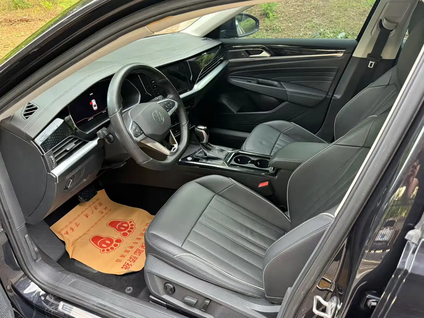 Volkswagen Passat 2022 330TSI Starlight Elite Edition фото 7