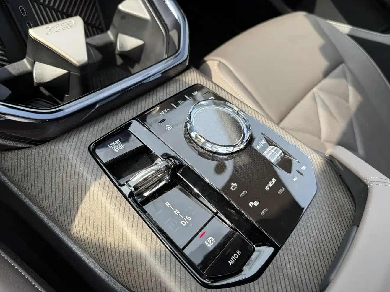 BMW X3 2025 xDrive30L Premium M Sport Package фото 13