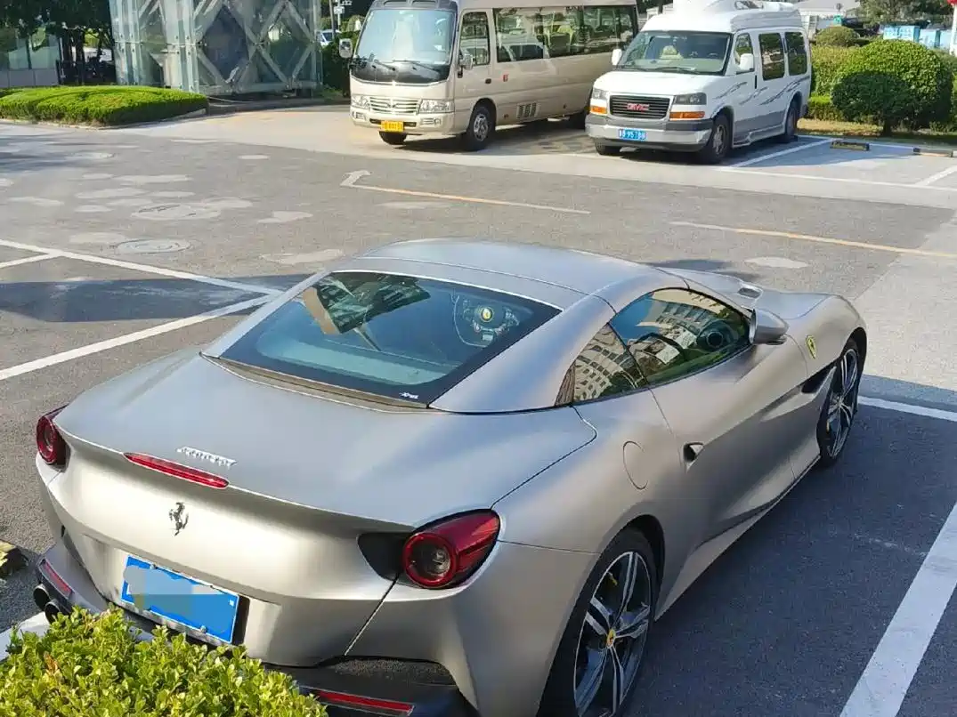 Ferrari Portofino 2019 2018 Model 3.9T