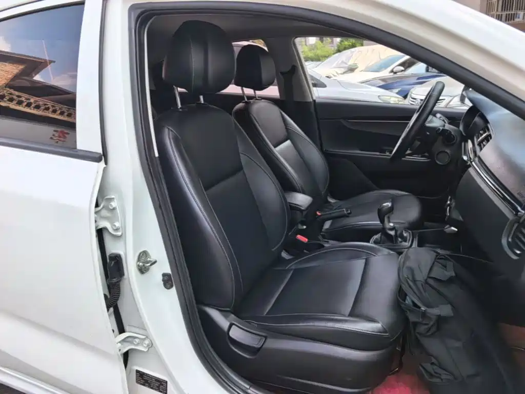 Kia K2 2018 2017 Sedan 1.4L MT 15th Anniversary Special Edition GLS