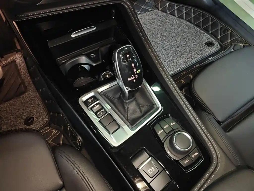 BMW 1 Series 2020 Model 125i Leading M Sport Package фото 14