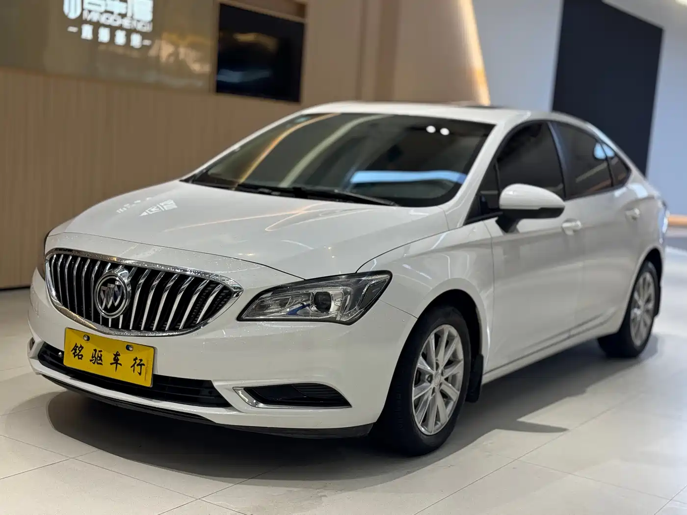 Buick Verano 2017 Sedan 15S Automatic Leading