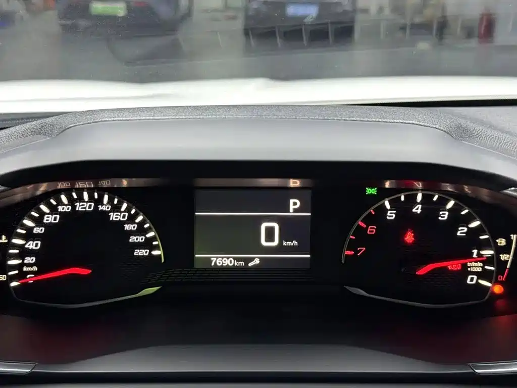 Peugeot 2008 2023 2022 230THP THE ONE