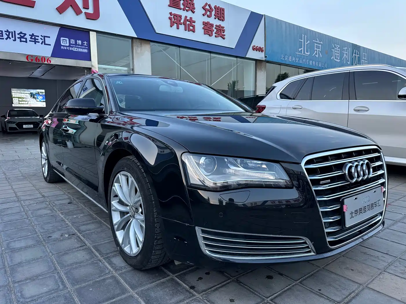 Audi A8 2013 A8L 45 TFSI quattro Comfort фото 2