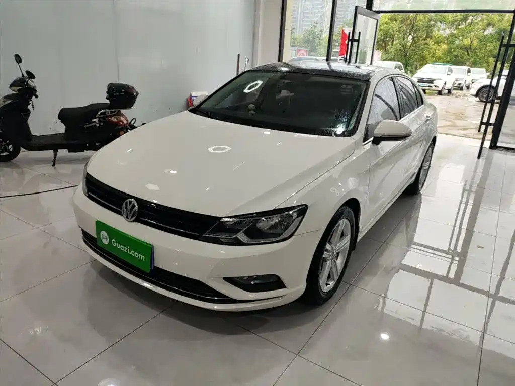 Volkswagen Lamando 2018 280TSI DSG Comfort Edition фото 2