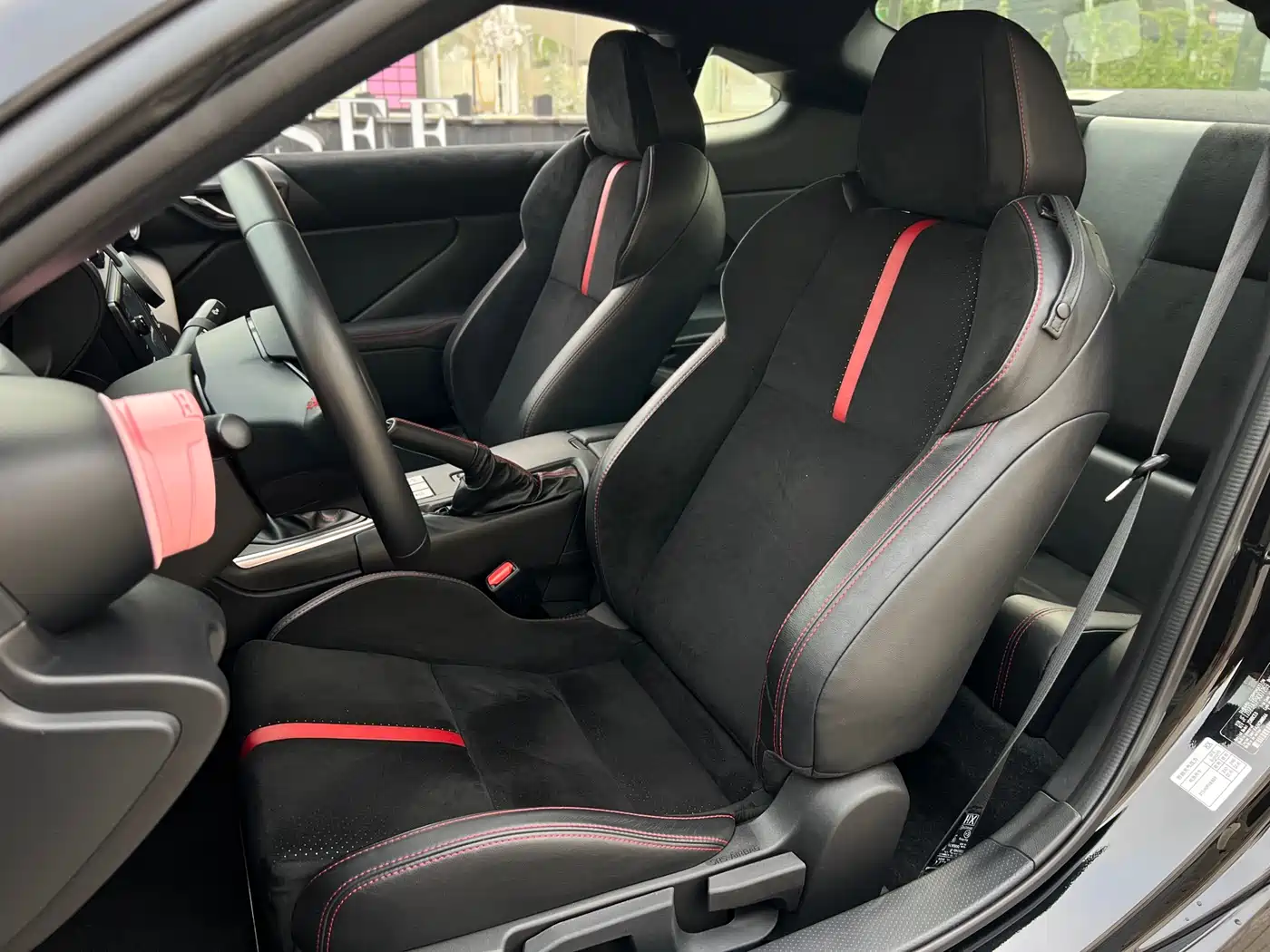 Subaru BRZ 2022 2.4L Manual фото 23