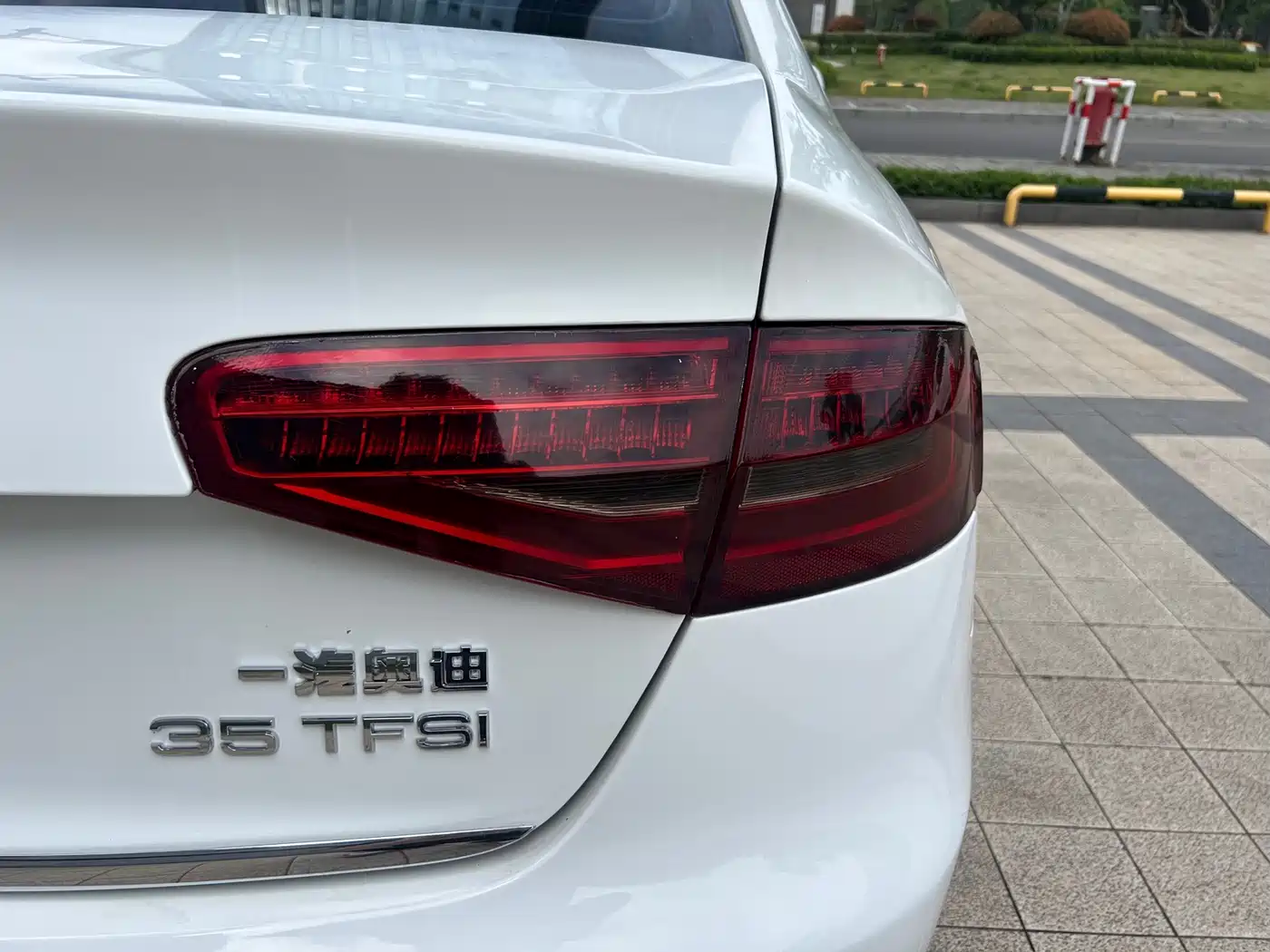Audi A4L 2013 35 TFSI Automatic Technology фото 17