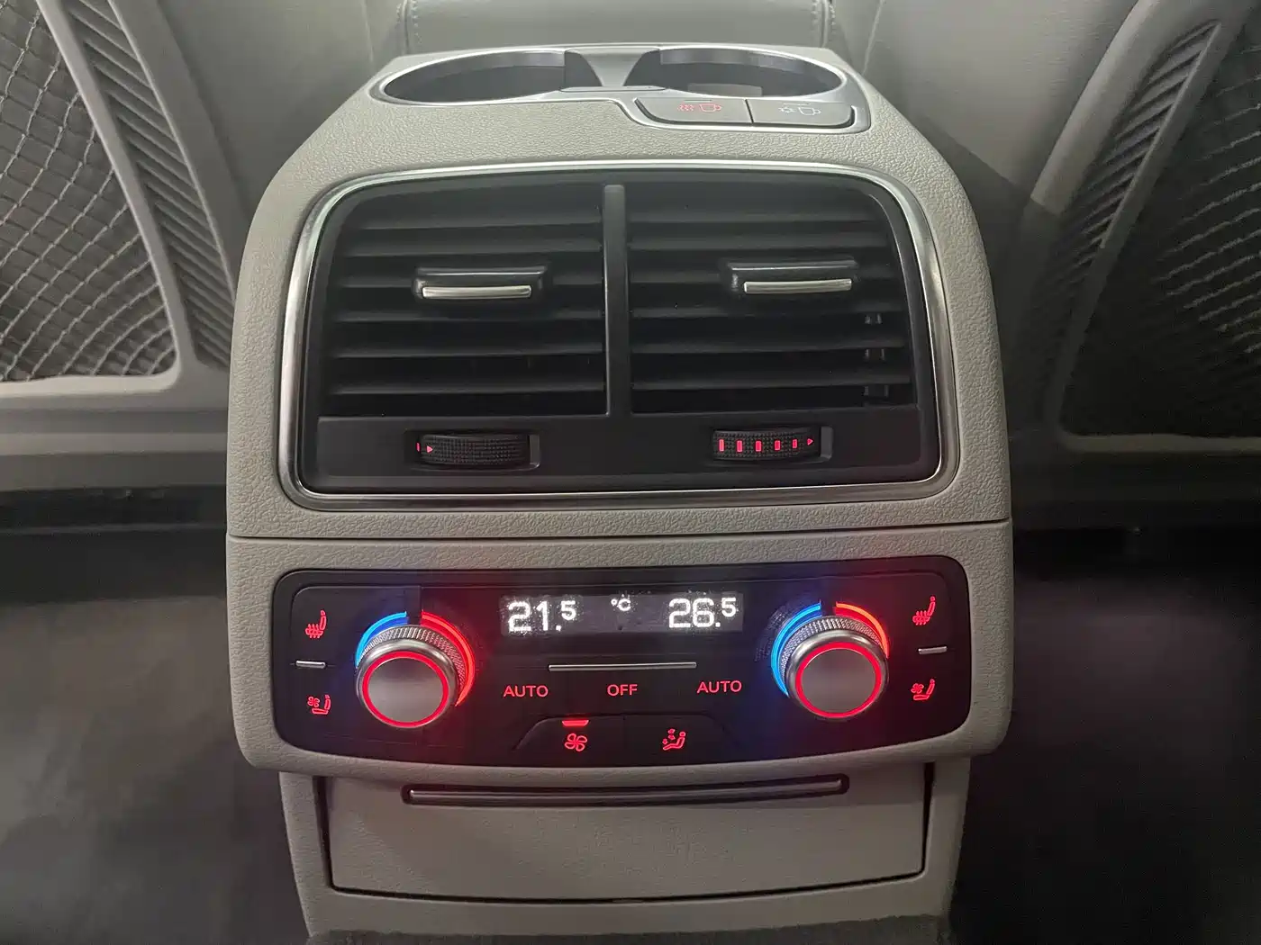 Audi A6L 2014 2014 35 FSI Comfort