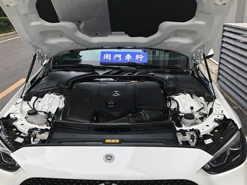 Mercedes-Benz C-Class 2024 C 200 L Sport Edition фото 4