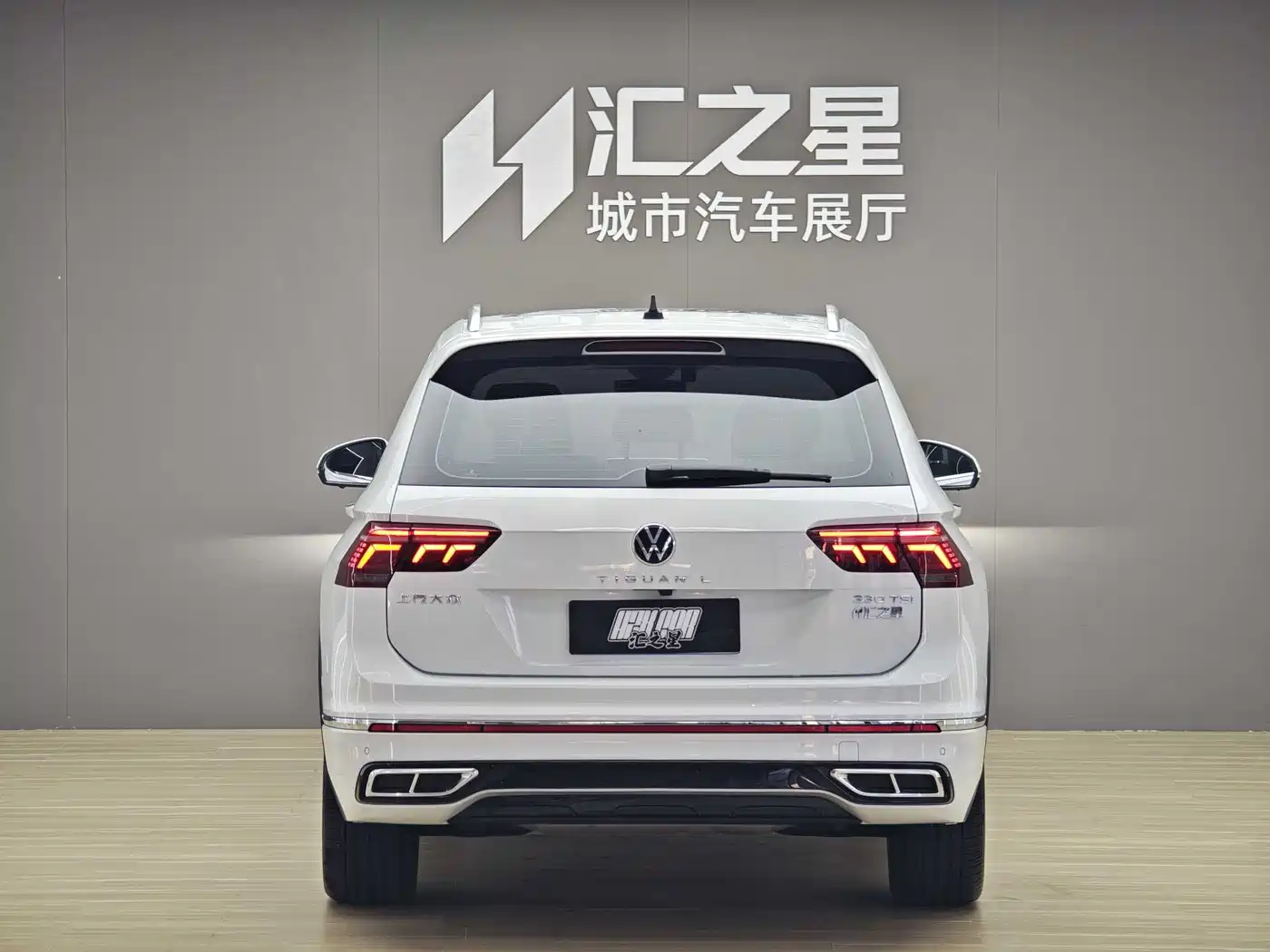 Volkswagen Tiguan L 2022 330TSI Auto 2WD R-Line Premium Edition фото 5