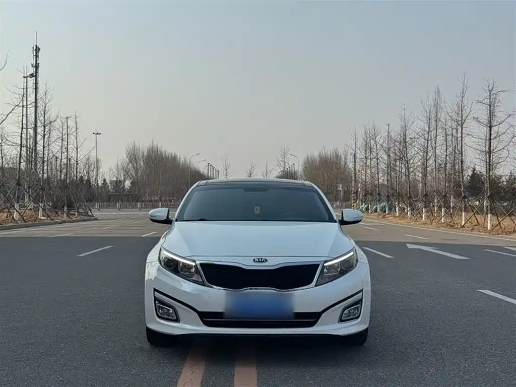 Kia K5 2014 2.0L Automatic LUXURY фото 17