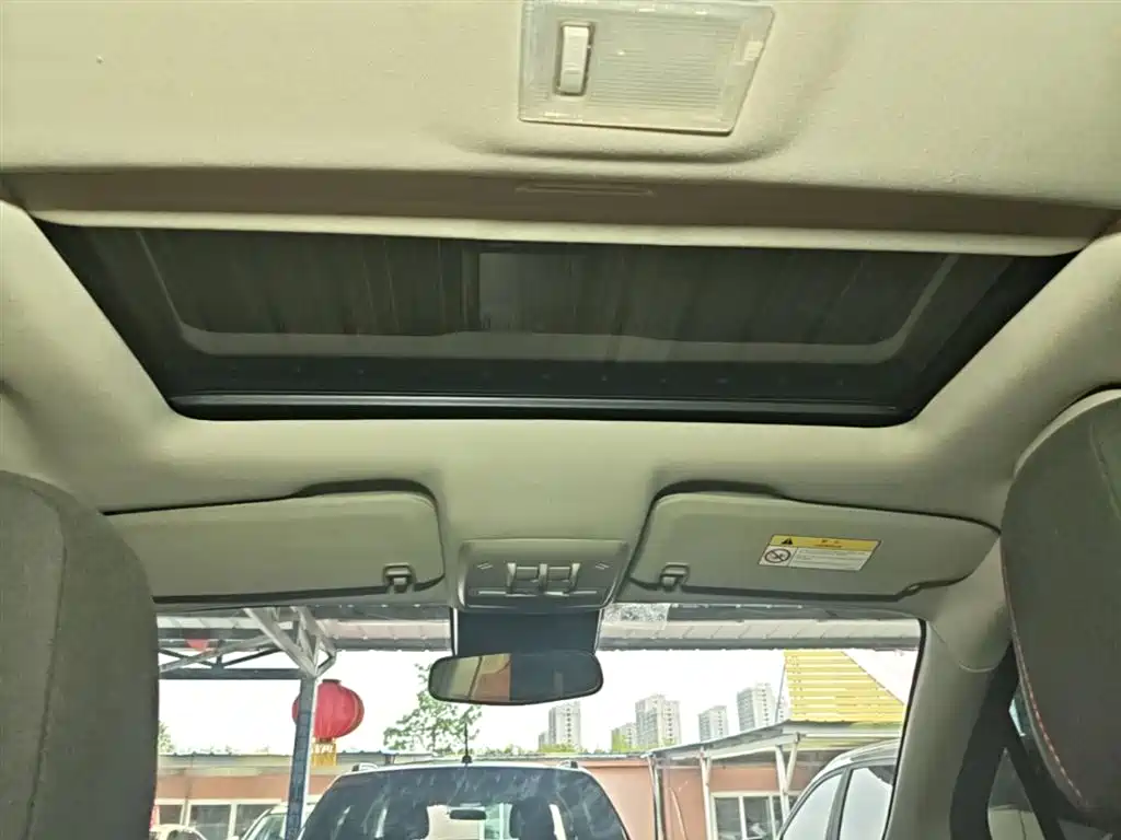Buick Encore 2018 18T Automatic 2WD Urban Leading фото 18