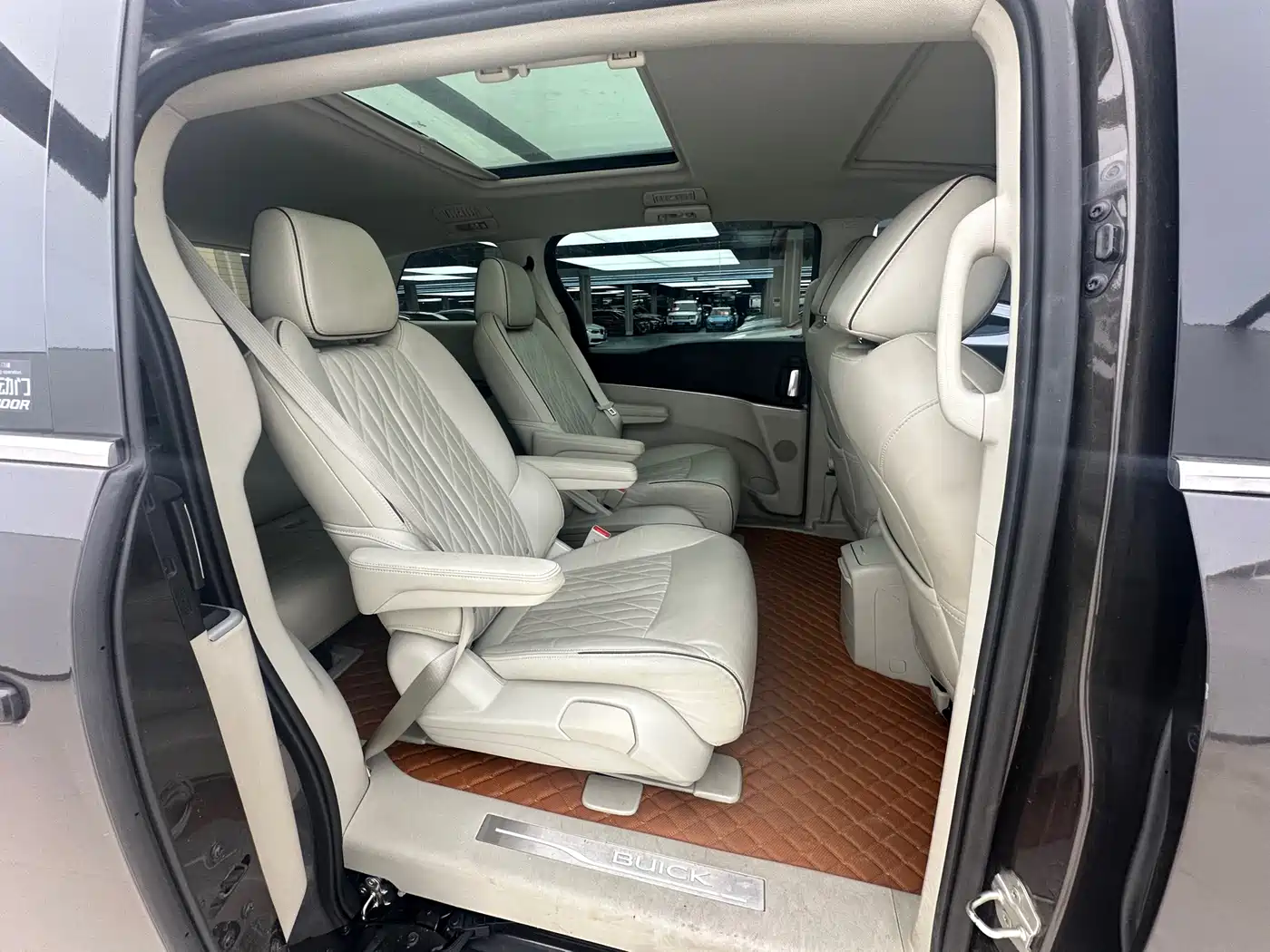 Buick GL8 2022 Land Business Class 652T Prestige фото 19