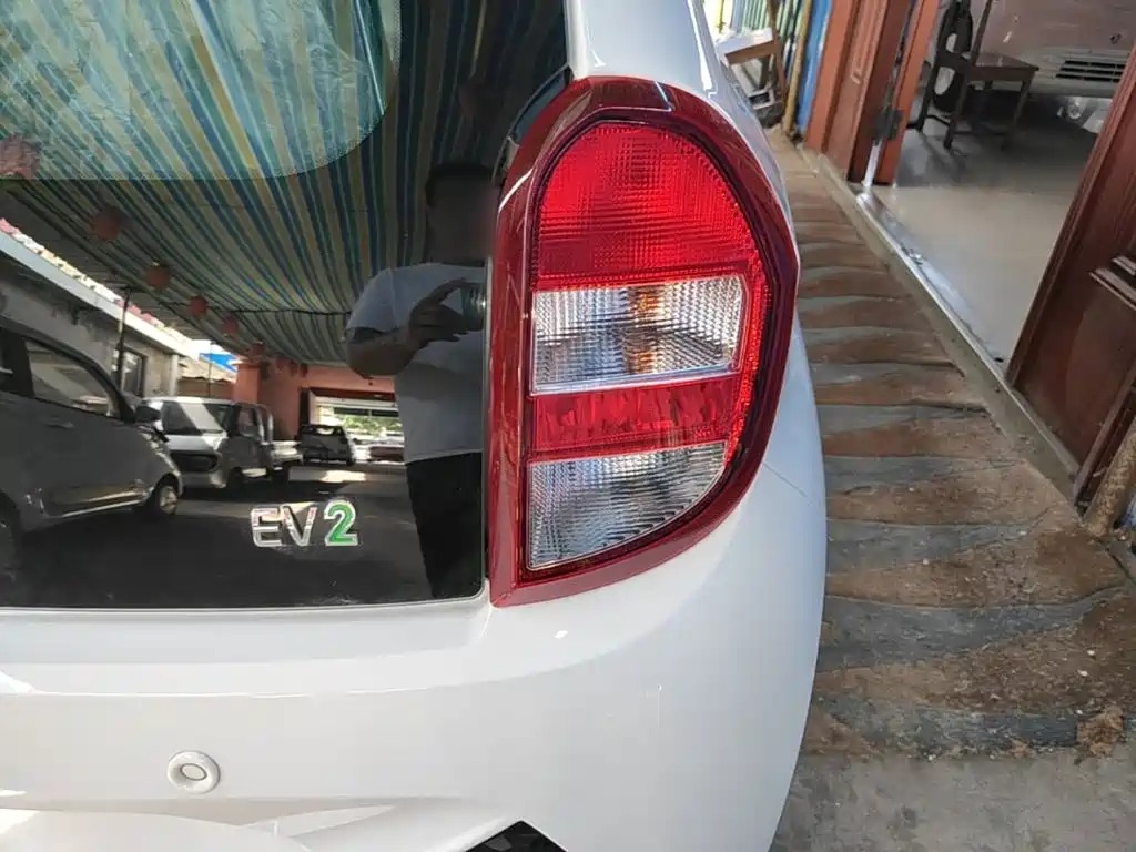 JMCG New Energy Little Kirin 2026 2025 PLUS+ Comfort Model