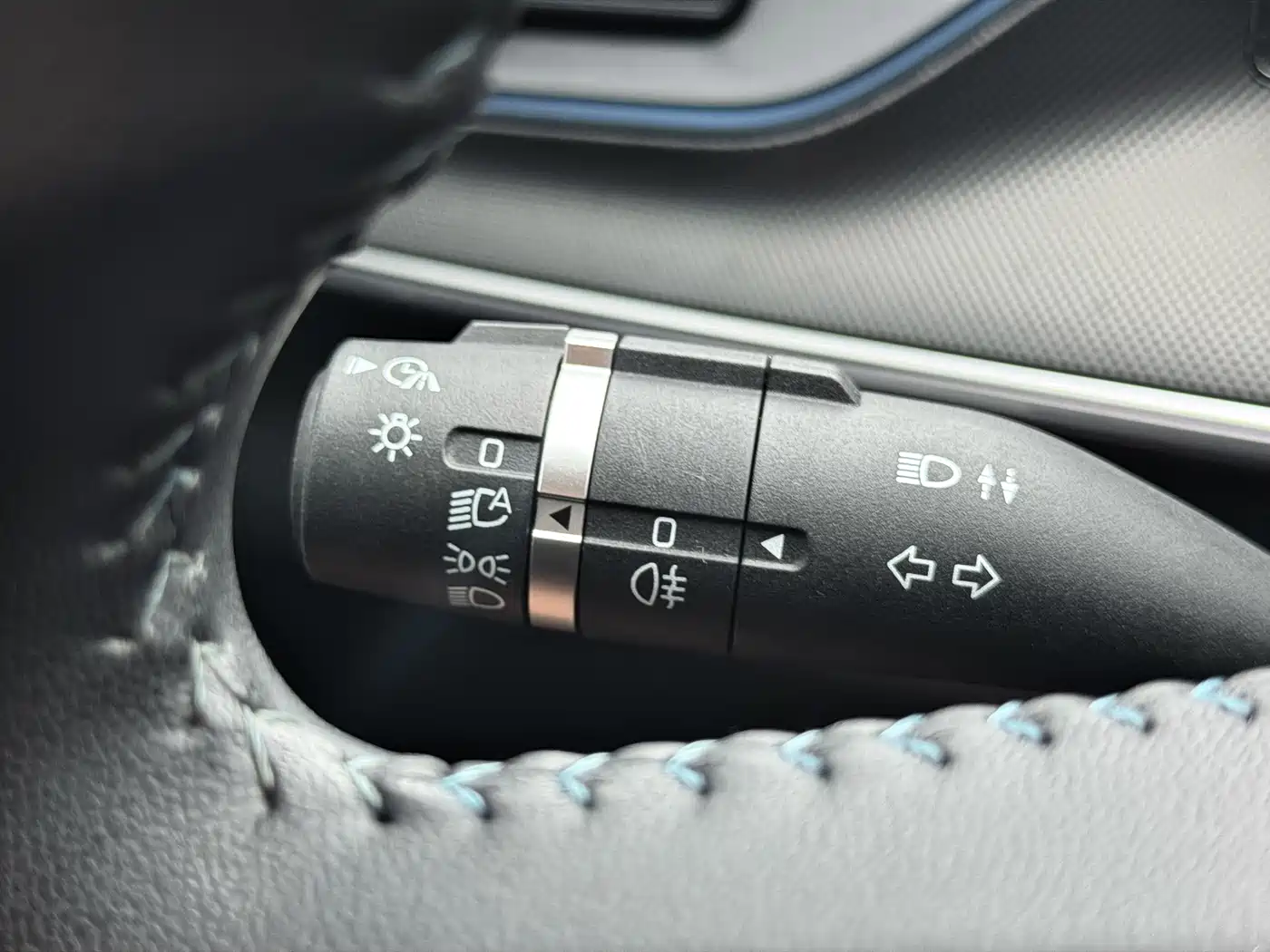 BYD Destroyer 05 2023 Champion Edition DM-i 120KM Premium фото 17