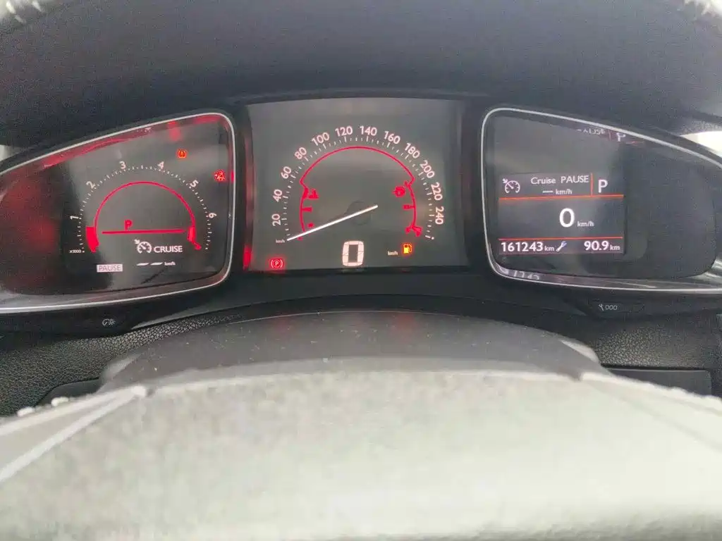 DS 5 2014 2013 1.6T Premium Edition THP200