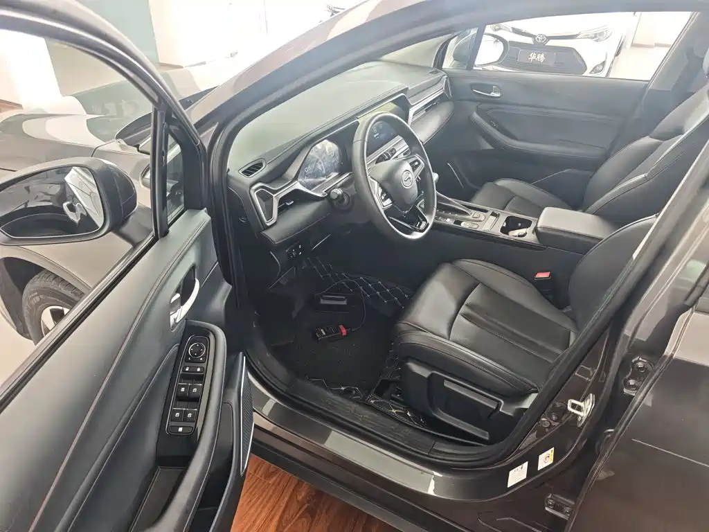 Фото 16 - GAC Trumpchi Trumpchi GS4