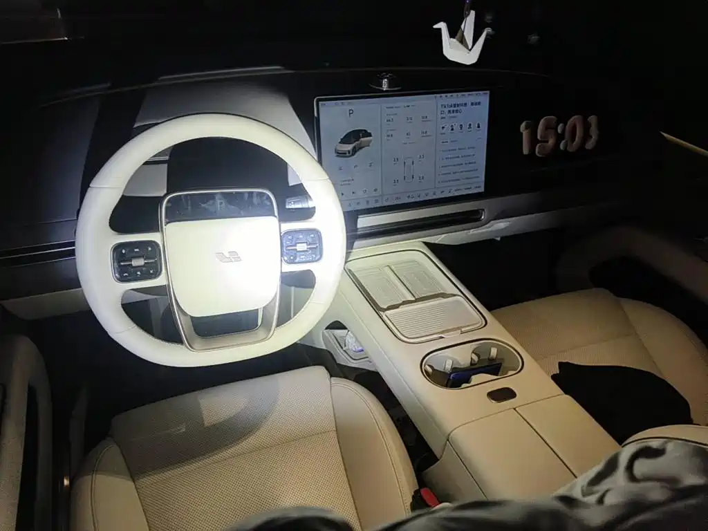 Li Auto i6 2025 2025 4WD Base Model