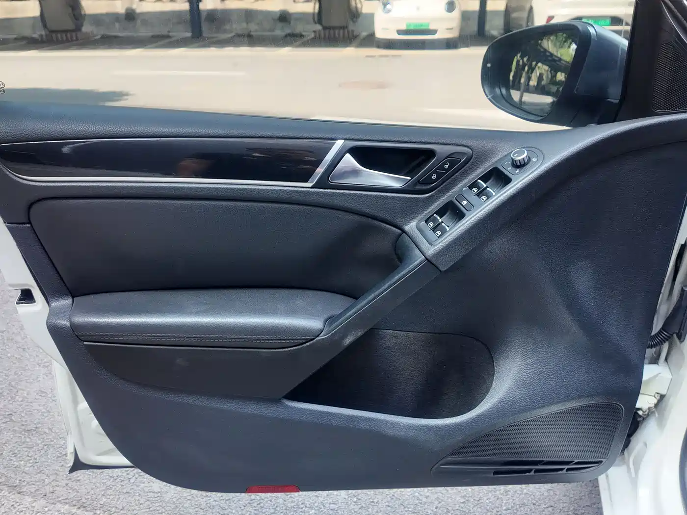 Volkswagen Golf GTI 2012 2.0TSI GTI фото 4