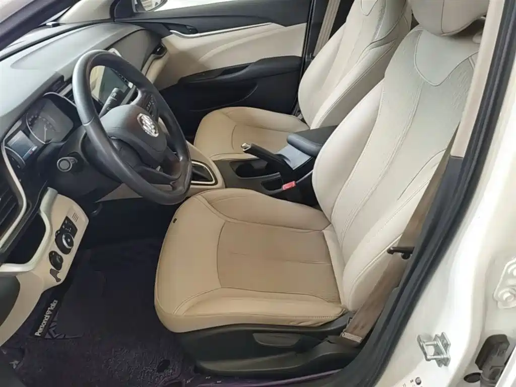 Buick Excelle 2016 15N Automatic Elite фото 15