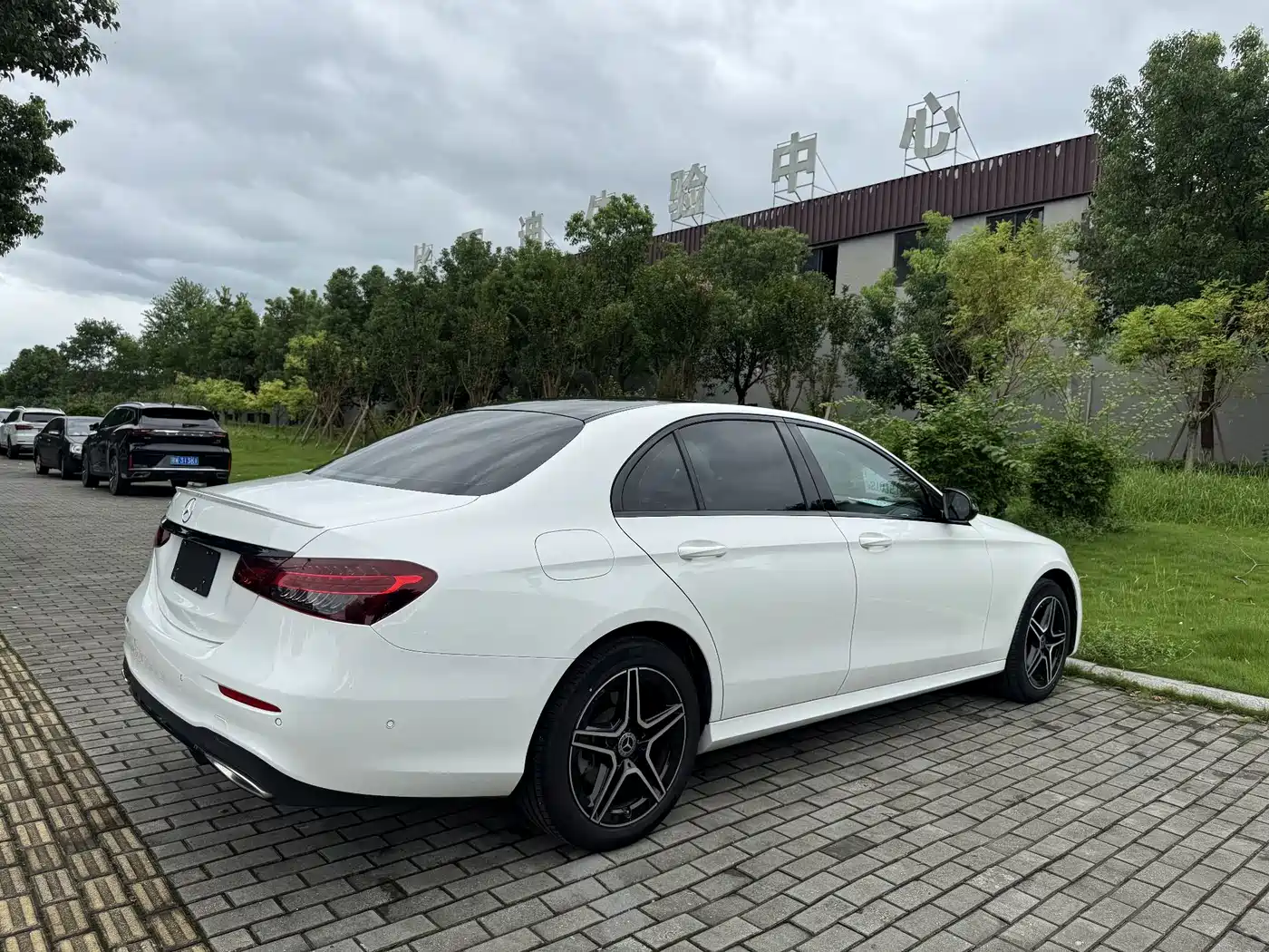 Mercedes-Benz E-Class (Import) 2024 2023 Facelift E 260 Fashion Sport