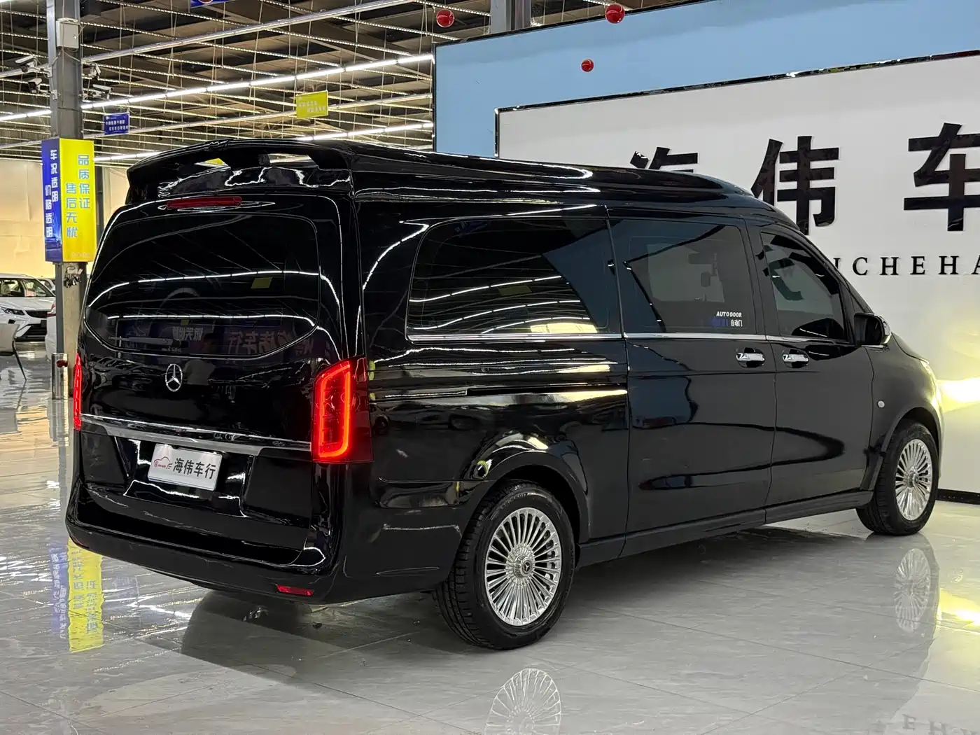 Mercedes-Benz Vito 2016 2.0T Elite Edition фото 12