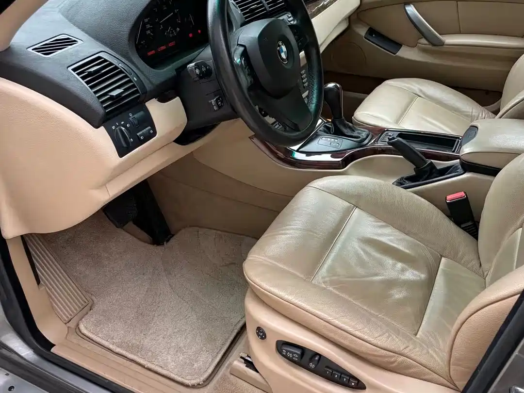 BMW X5 (Import) 2006 Model 3.0i фото 12