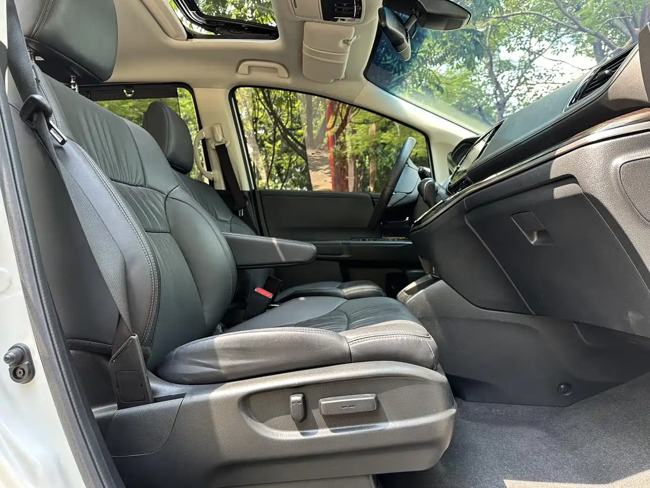 Фото 43 - Honda Odyssey