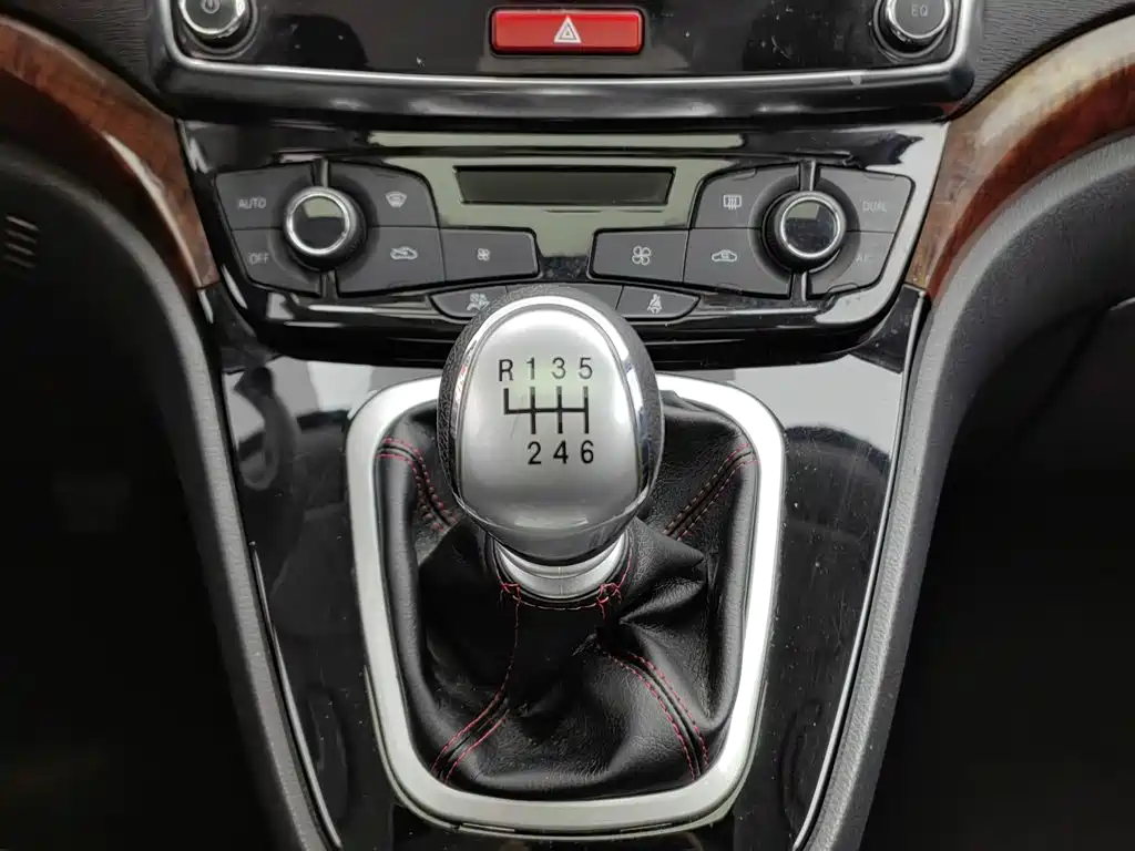 Haval H6 2014 2014 Sport 1.5T Manual 2WD Elite