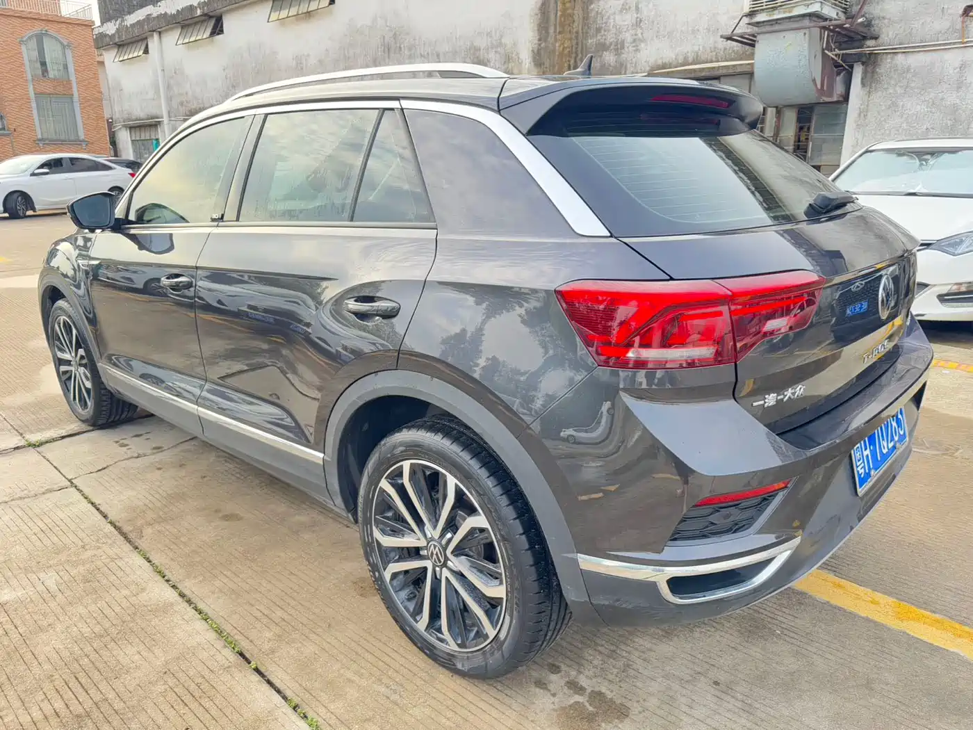 Volkswagen T-ROC 2022 280TSI DSG 2WD Comfort PLUS фото 4