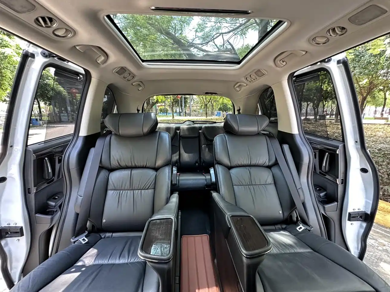 Фото 45 - Honda Odyssey
