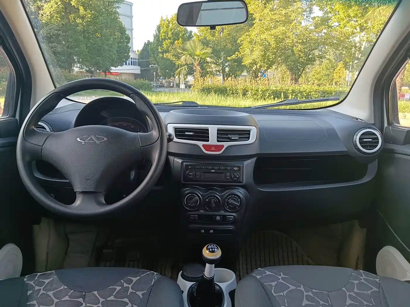Chery QQ 2014 2013 1.0L Manual Joy Edition